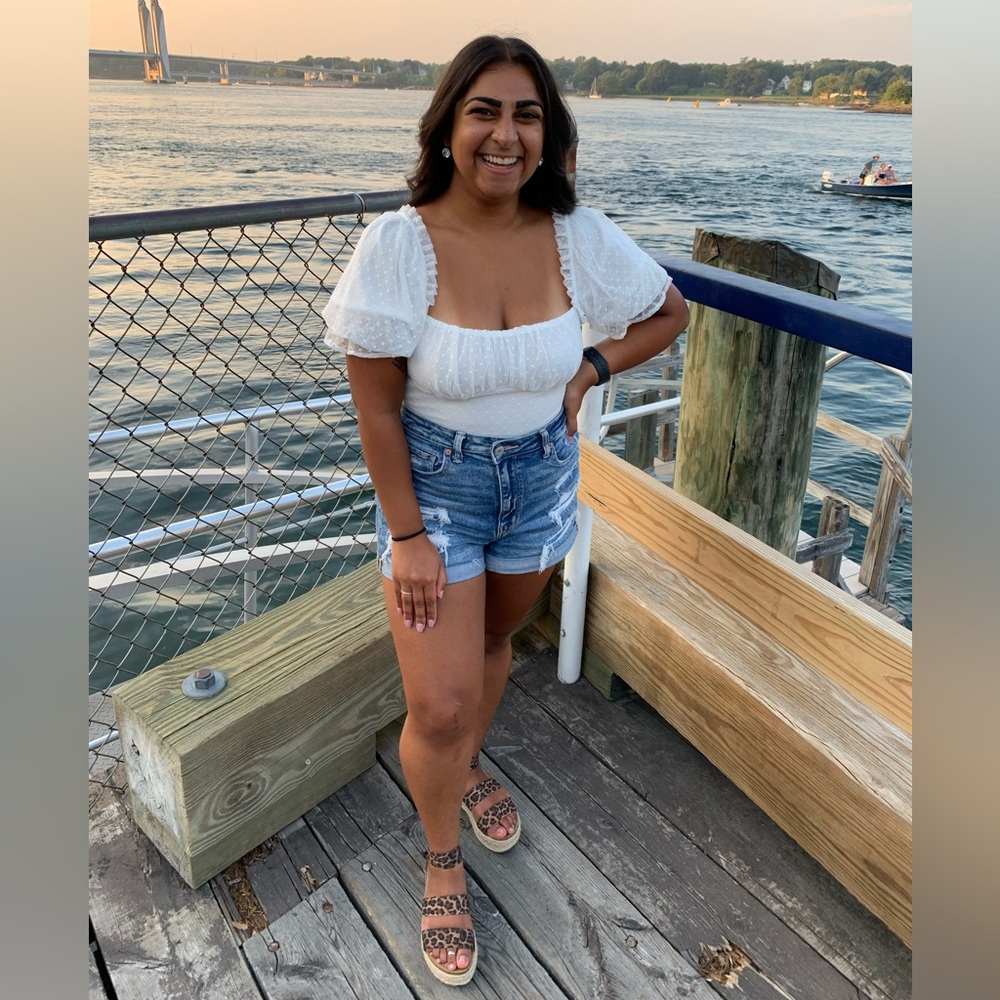 Meet your Posher, Emma
